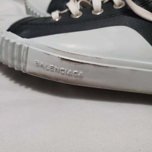 Balenciaga High Top Black Leather Sneakers Men’s Size 38